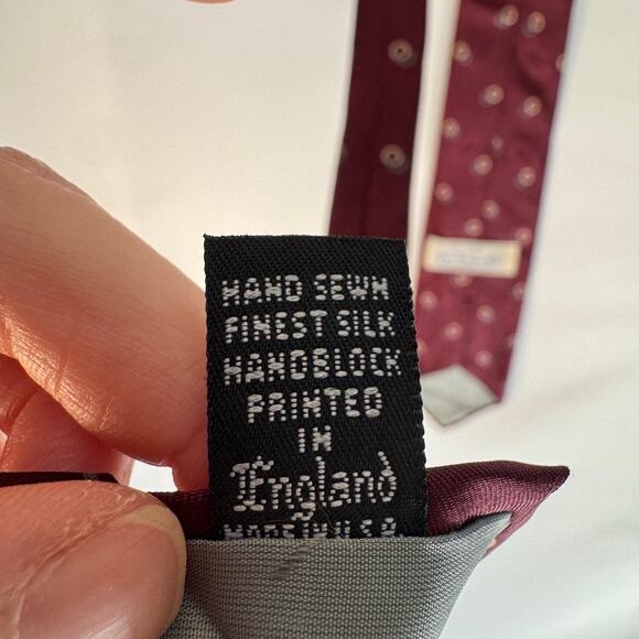 Robert Talbott Men’s Silk Tie Burgundy Handblock Print Sewn Made in USA England - Picture 6 of 8